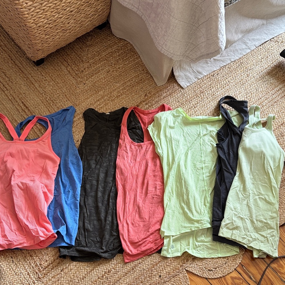 7 lululemon tops